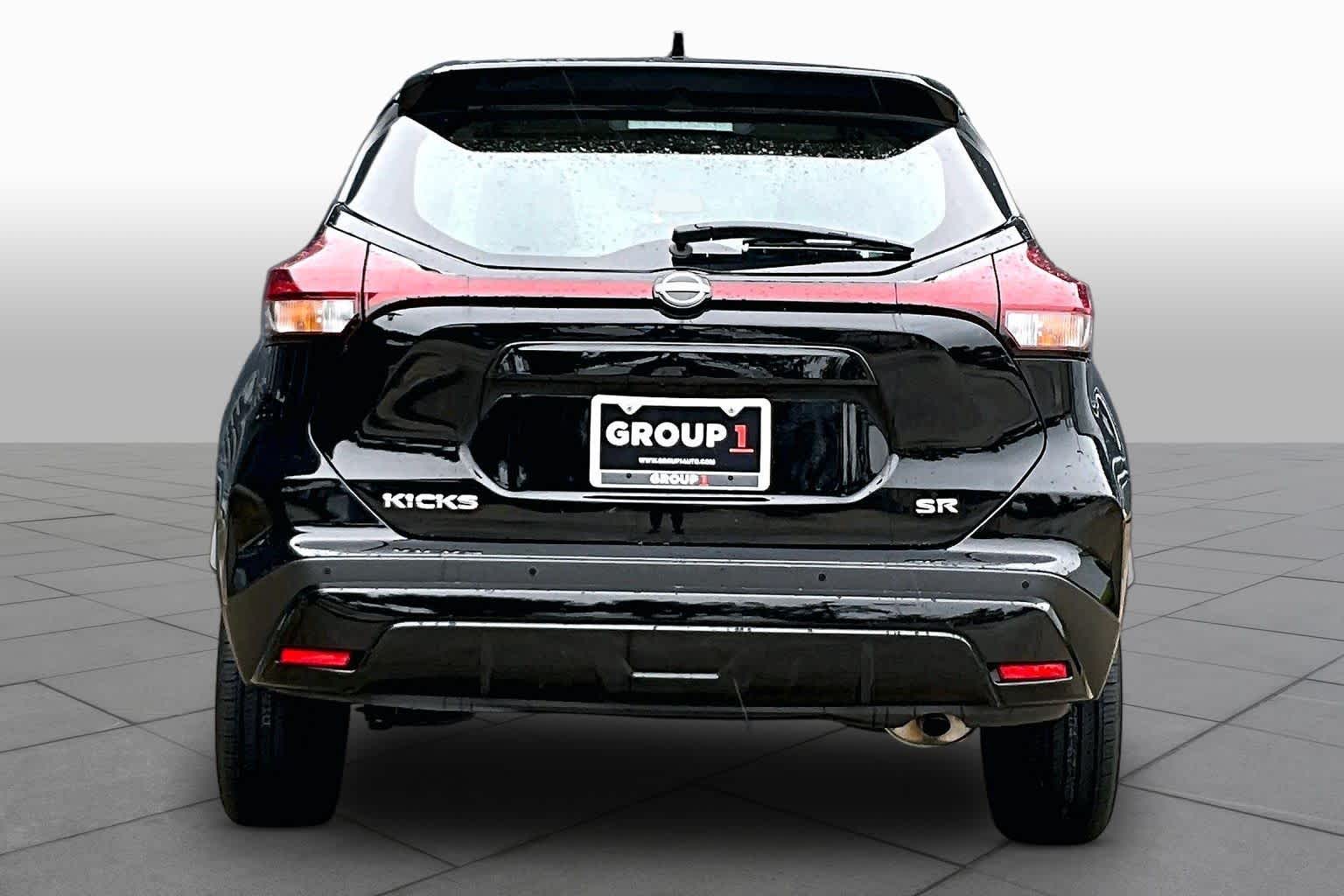 2024 Nissan Kicks SR Super Black at Sterling McCall Nissan