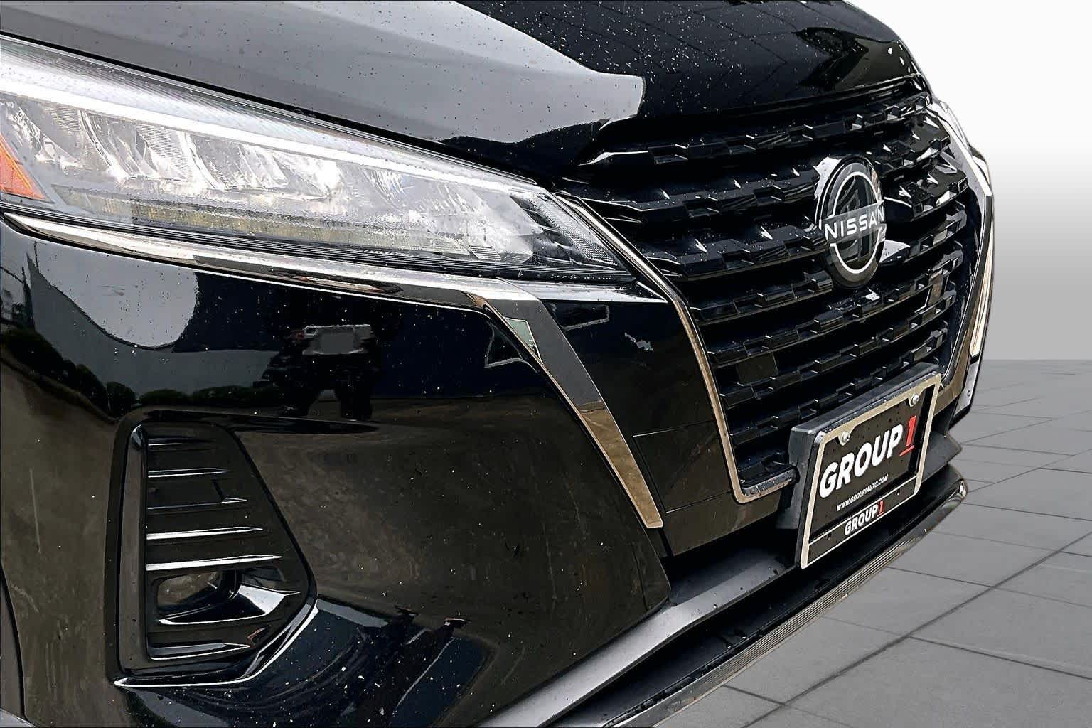 2024 Nissan Kicks SR Super Black at Sterling McCall Nissan