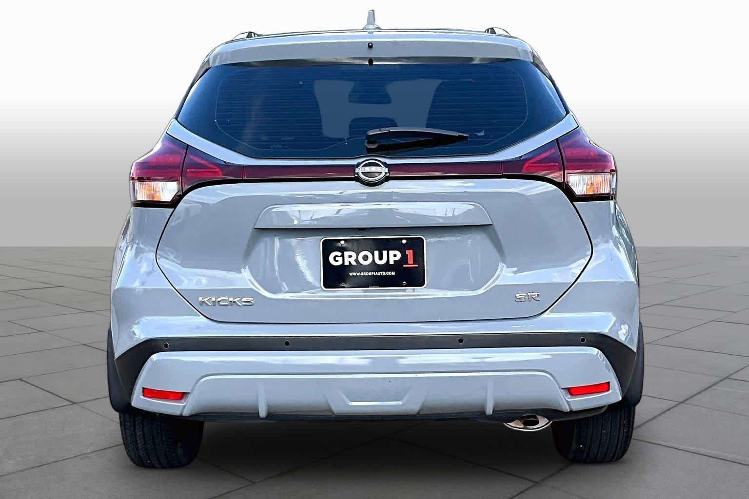 2023 Nissan Kicks SR Boulder Gray Pearl at Sterling McCall Nissan