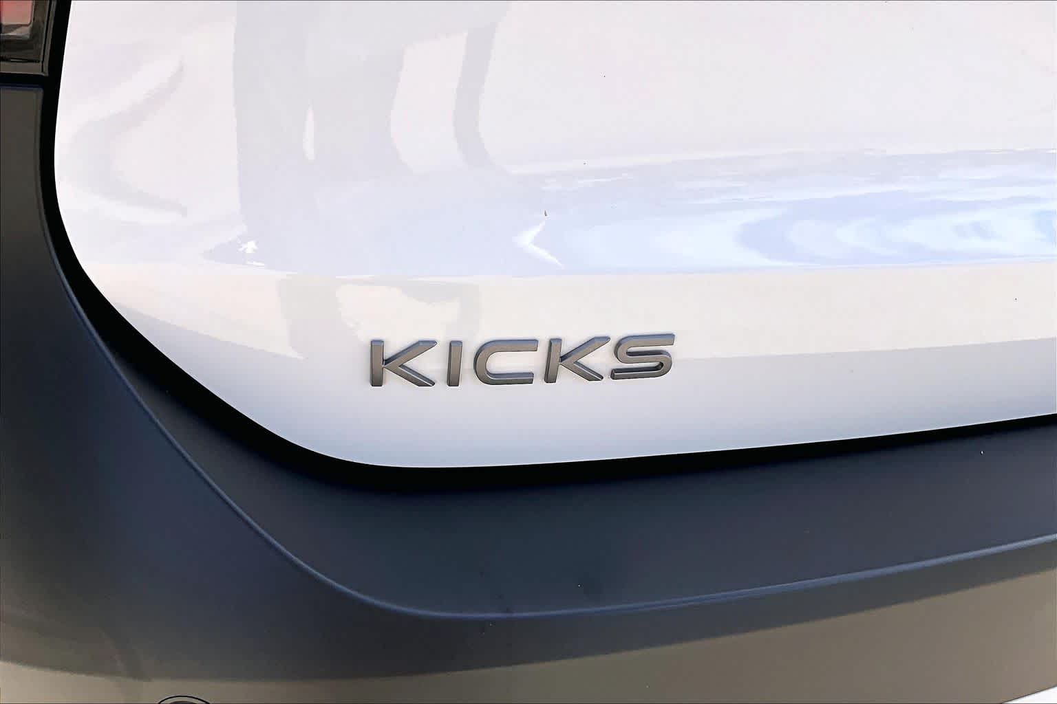 2026 Nissan Kicks S Fresh Powder at Sterling McCall Nissan