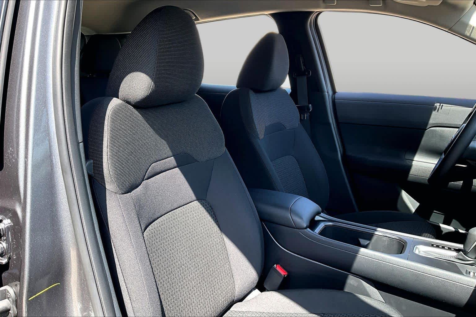 2026 Nissan Kicks S - 8
