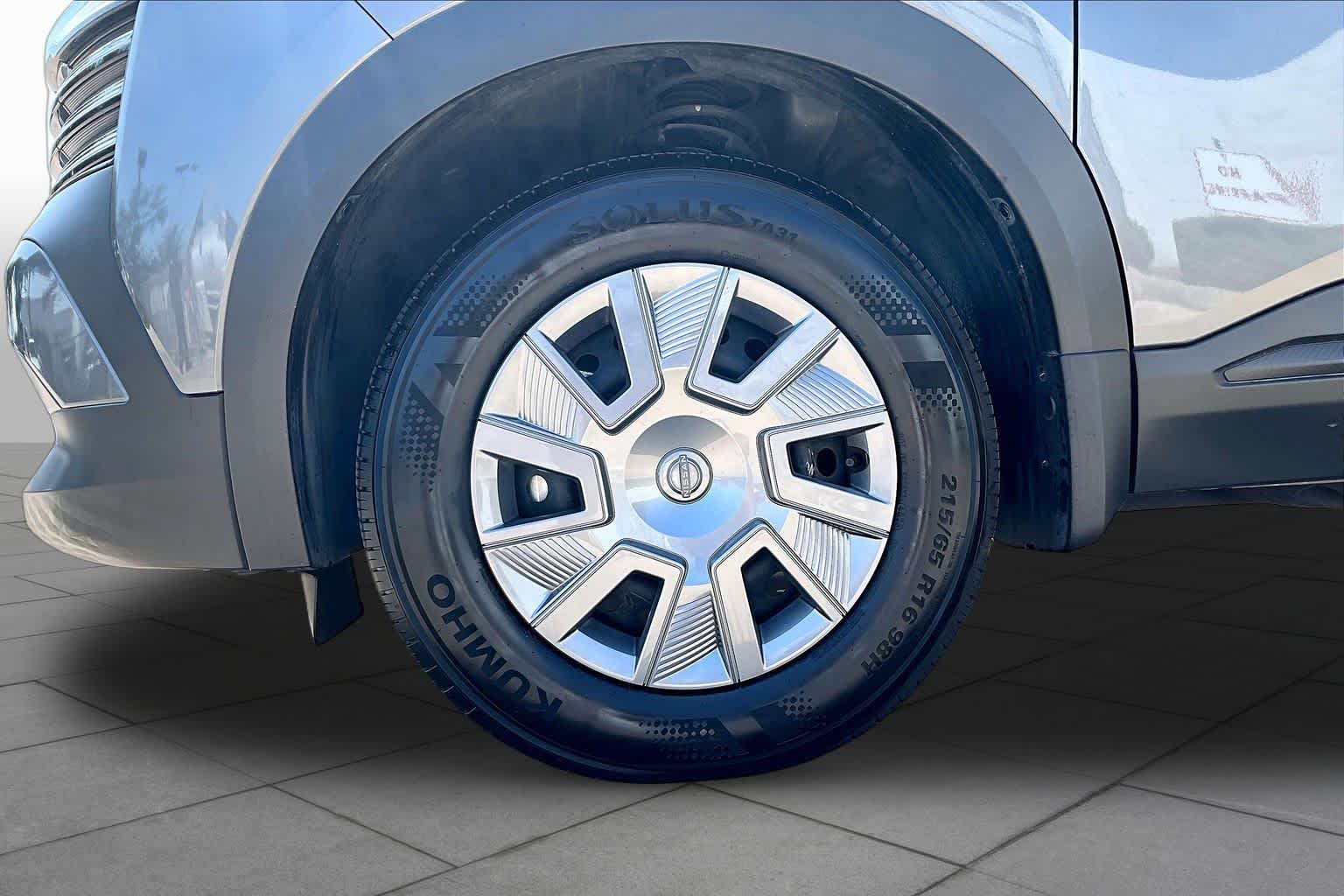 2026 Nissan Kicks S - 10