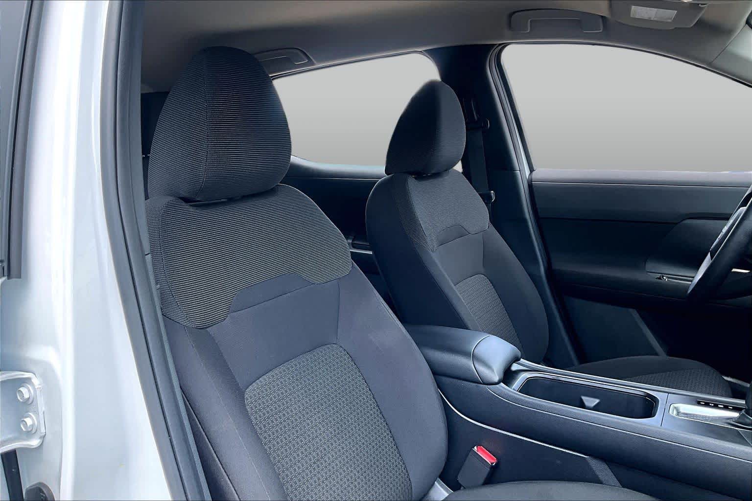 2026 Nissan Kicks S - 8