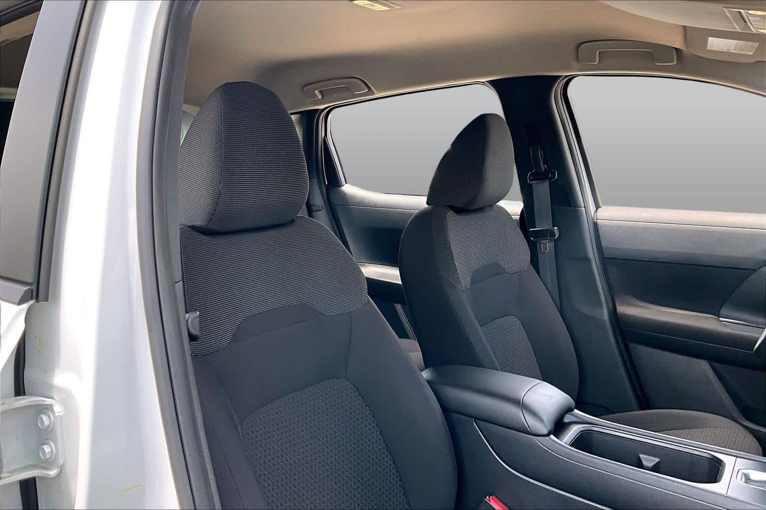 2026 Nissan Kicks S - 8