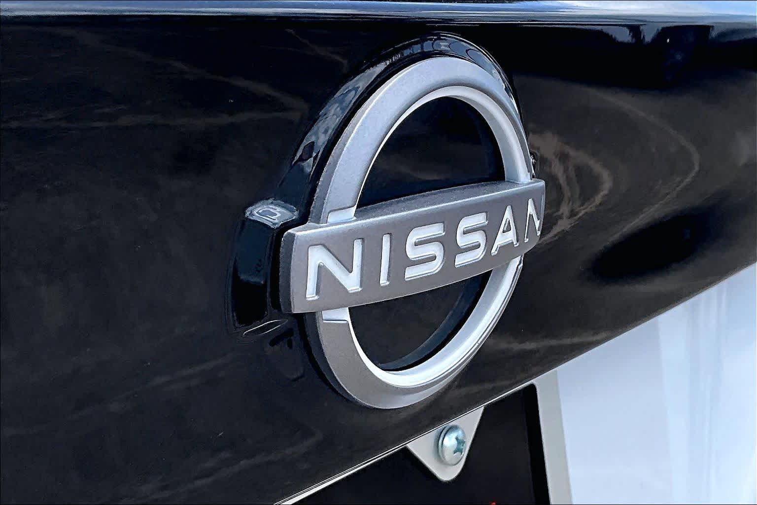 2026 Nissan Kicks S - 9