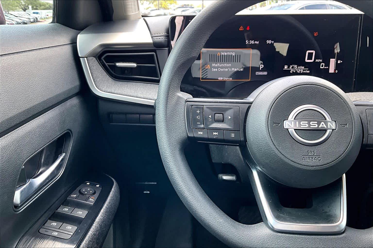 2025 Nissan Kicks photo 24 of 35