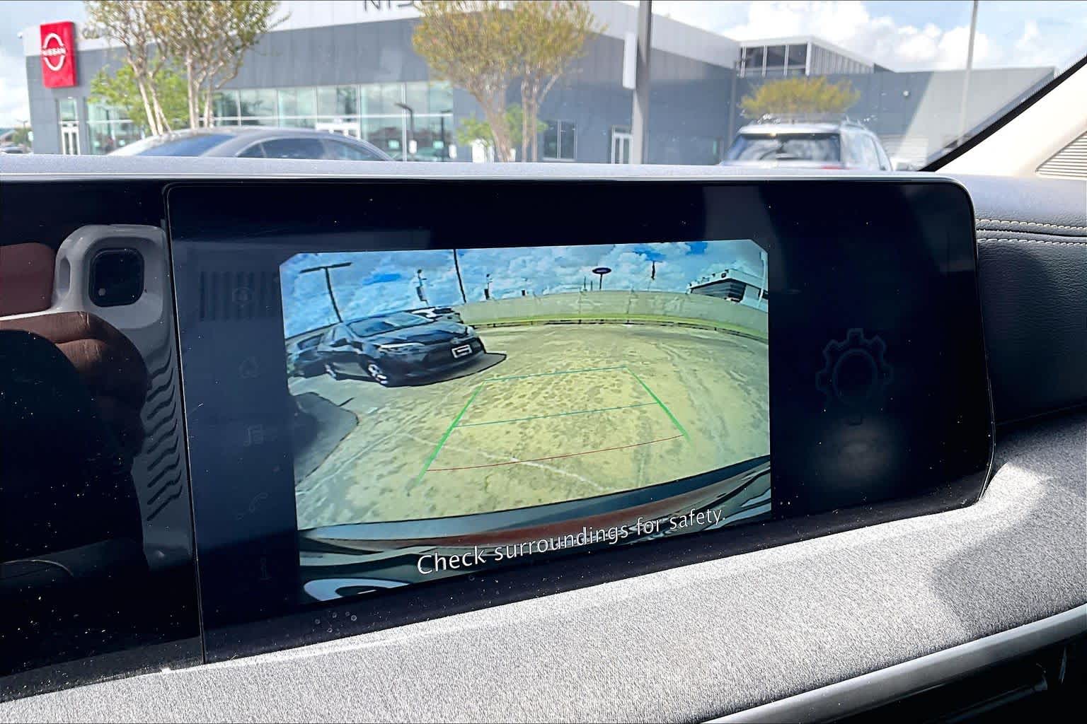 2025 Nissan Kicks photo 27 of 35