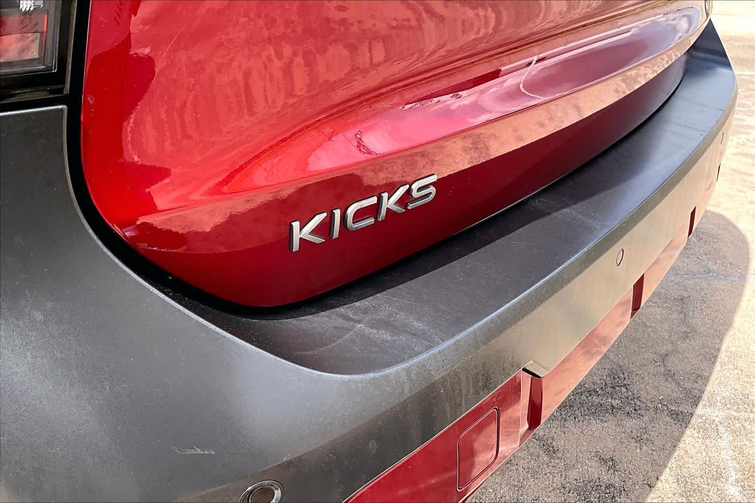2025 Nissan Kicks photo 31 of 35