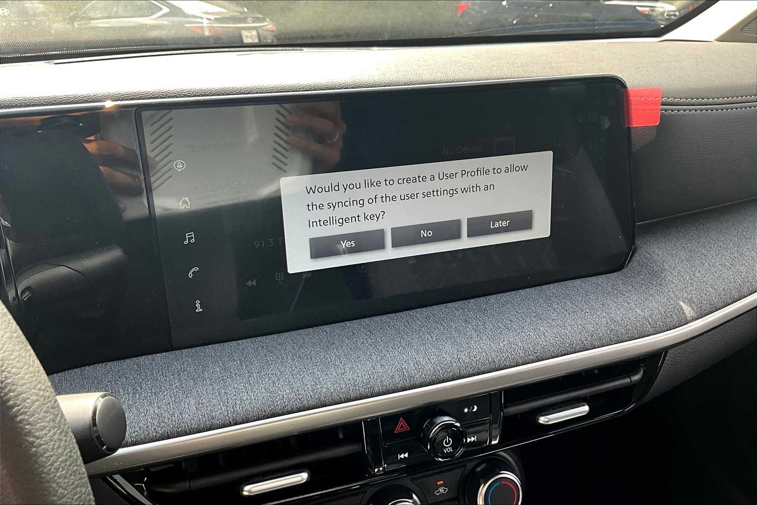 2025 Nissan Kicks photo 13 of 19