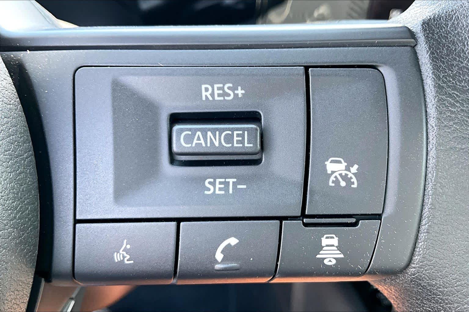 2027 Nissan Kicks photo 15 of 18