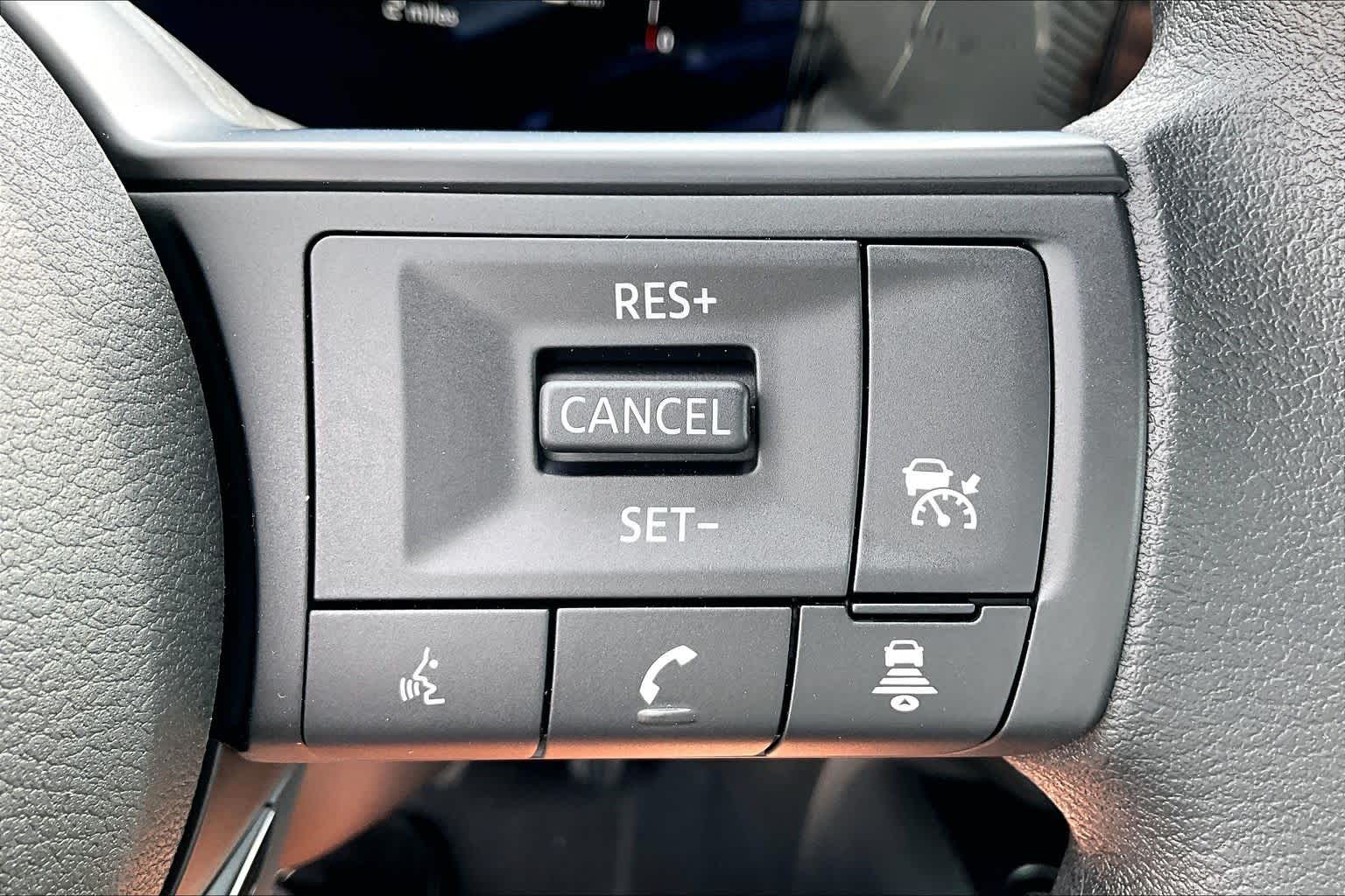 2027 Nissan Kicks photo 15 of 18