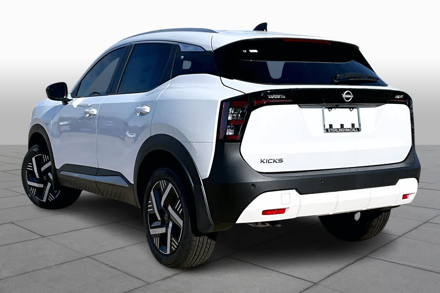 2026 Nissan Kicks SV - 6