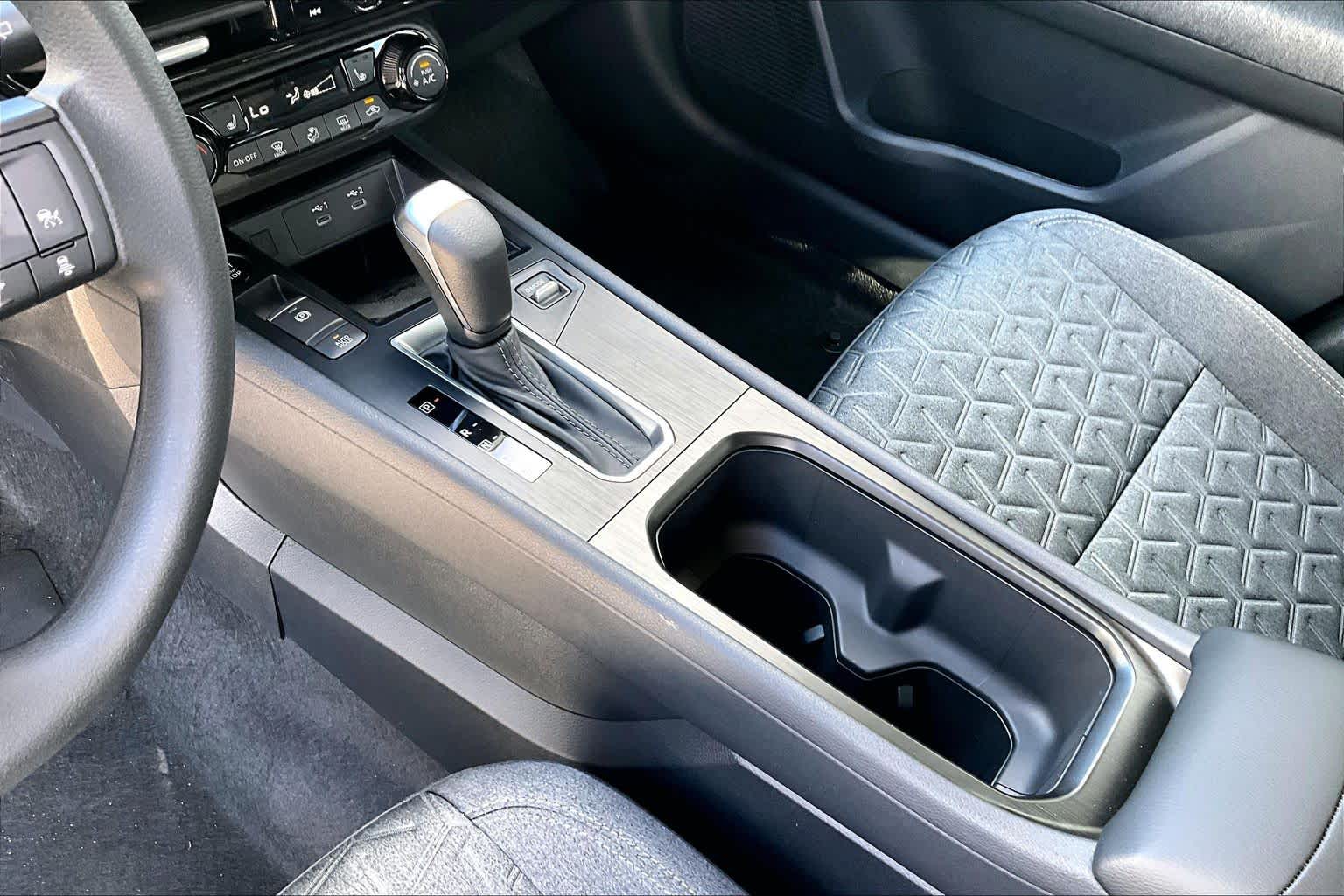 2026 Nissan Kicks photo 11 of 19