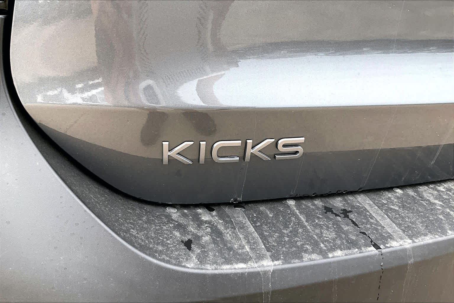 2026 Nissan Kicks SV - 7