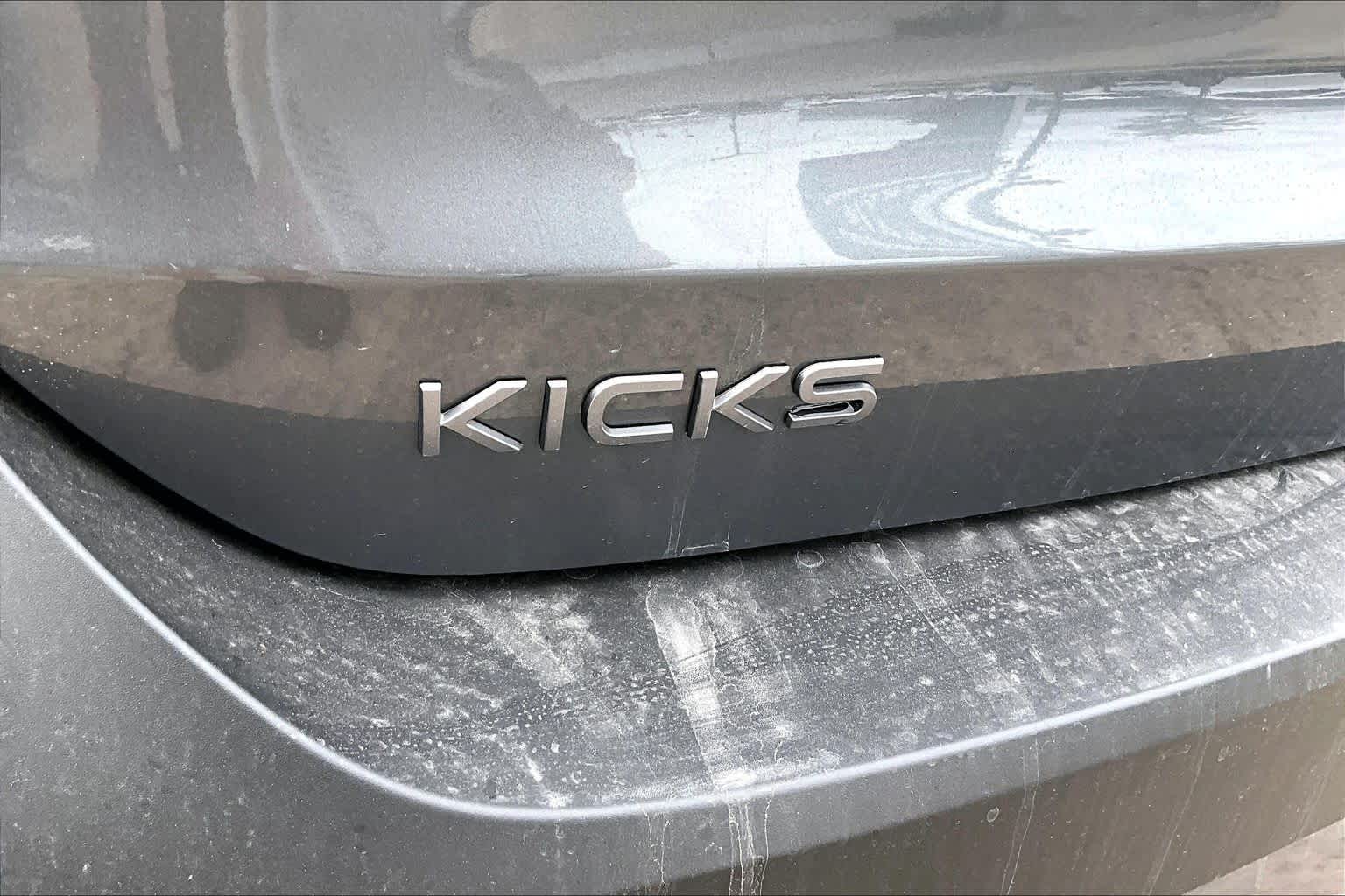 2026 Nissan Kicks SV - 7