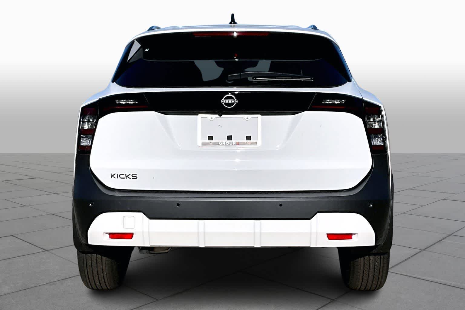 2026 Nissan Kicks SV - 3