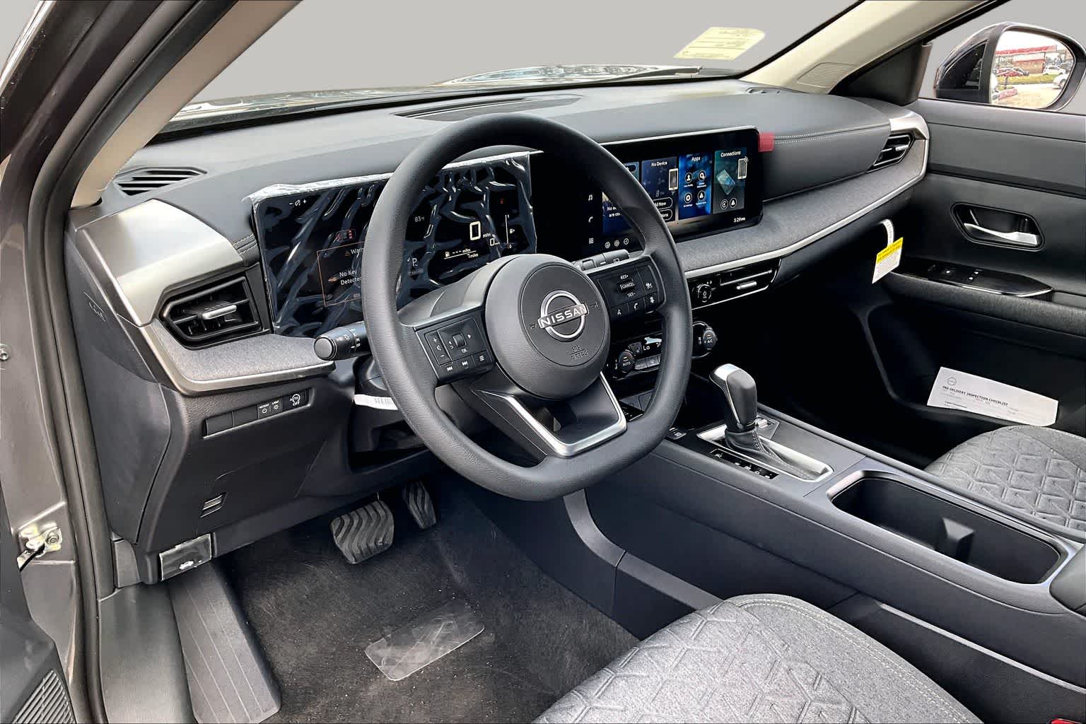 2026 Nissan Kicks SV - 8