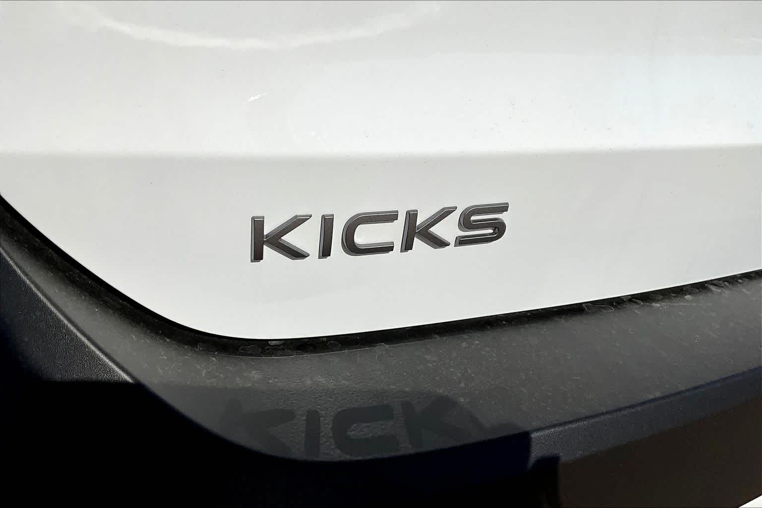 2026 Nissan Kicks SV - 7