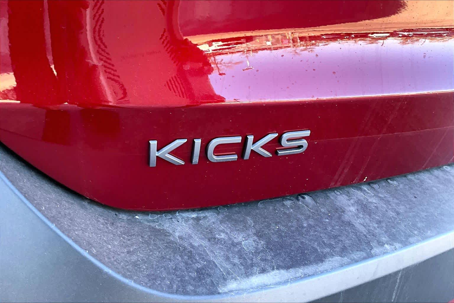 2026 Nissan Kicks SV - 7