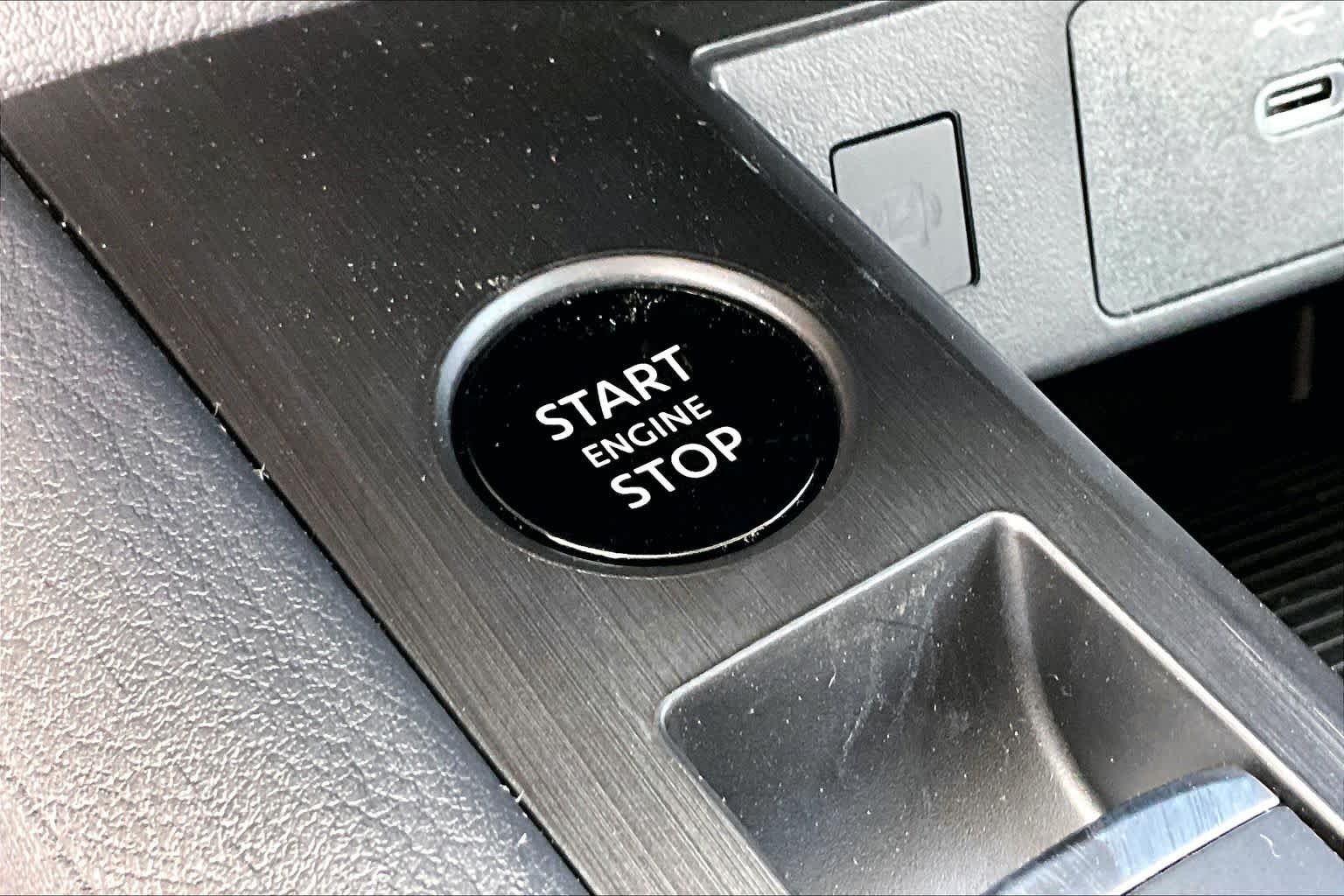 2026 Nissan Kicks SV - 11