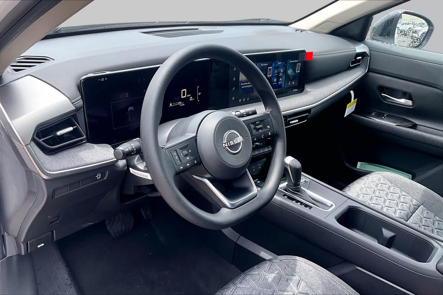 2026 Nissan Kicks photo 10 of 18