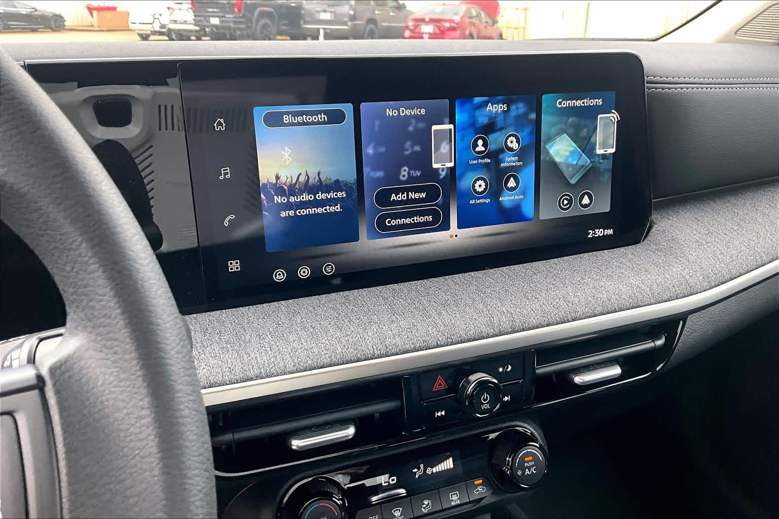 2026 Nissan Kicks photo 13 of 18