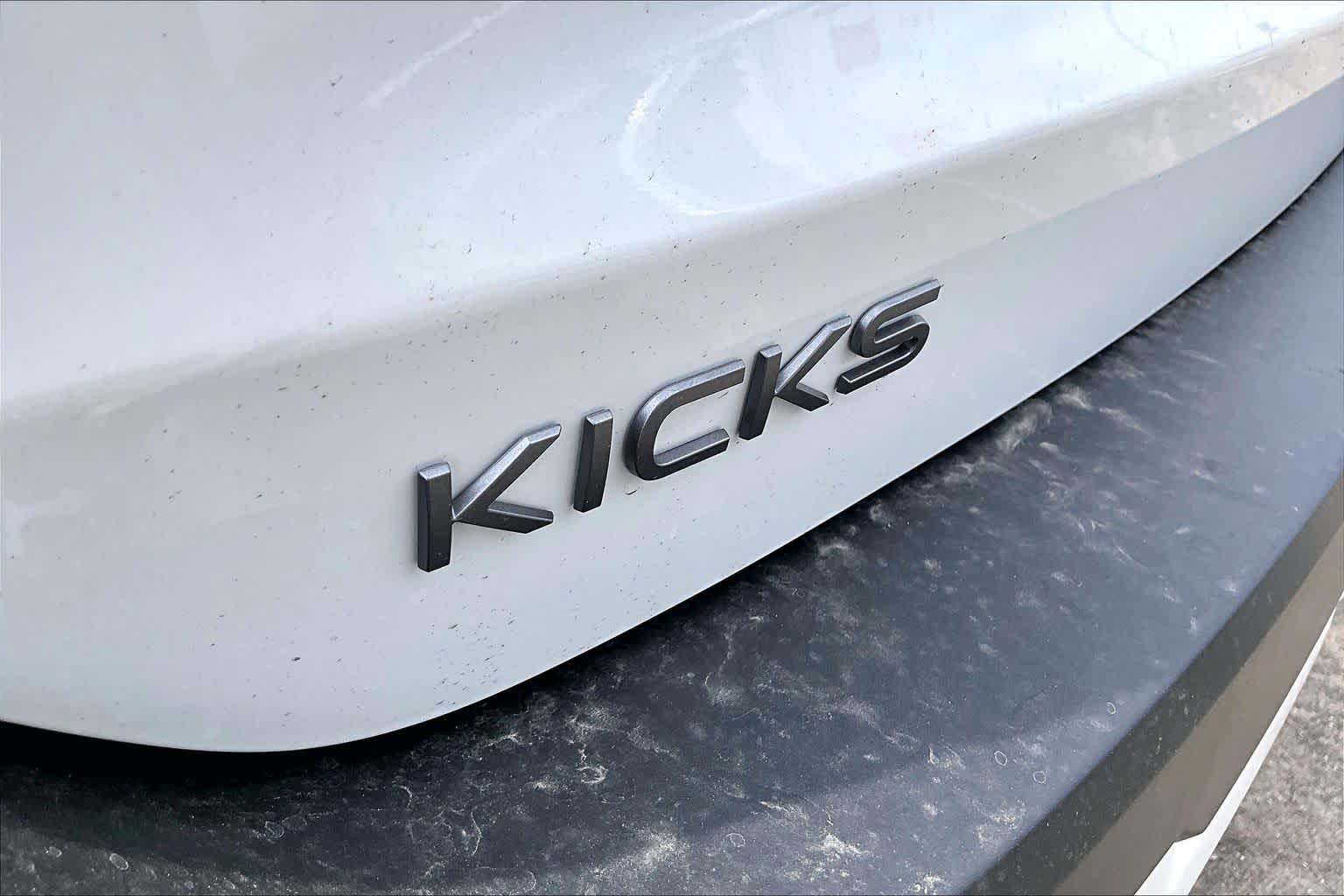 2027 Nissan Kicks photo 8 of 18