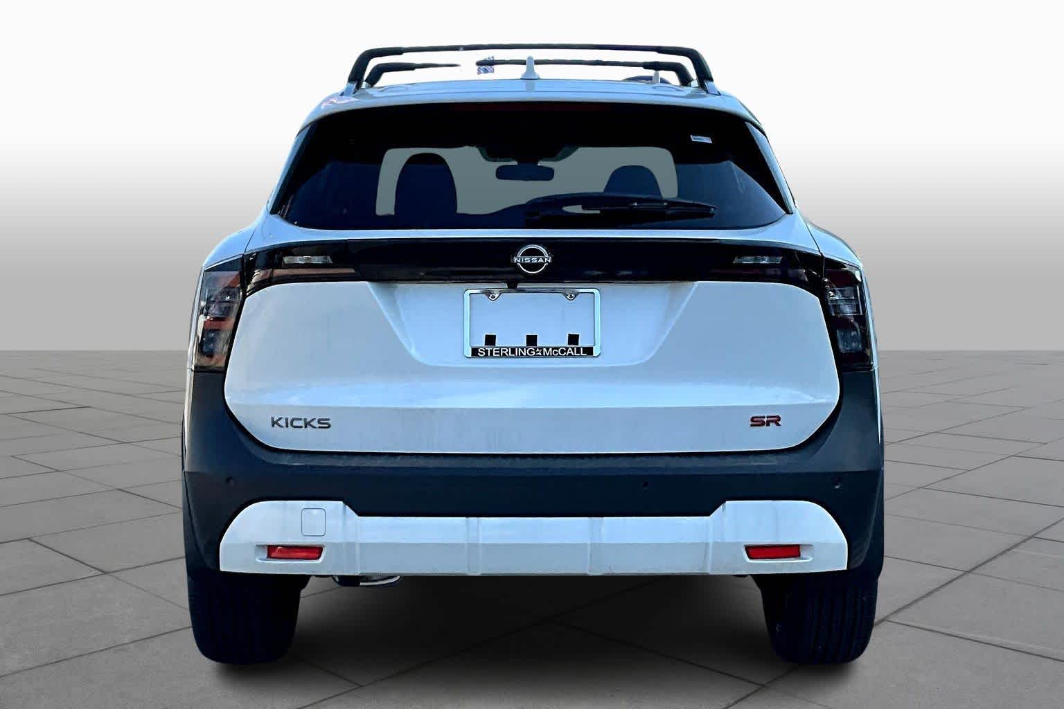 2025 Nissan Kicks SR - 3