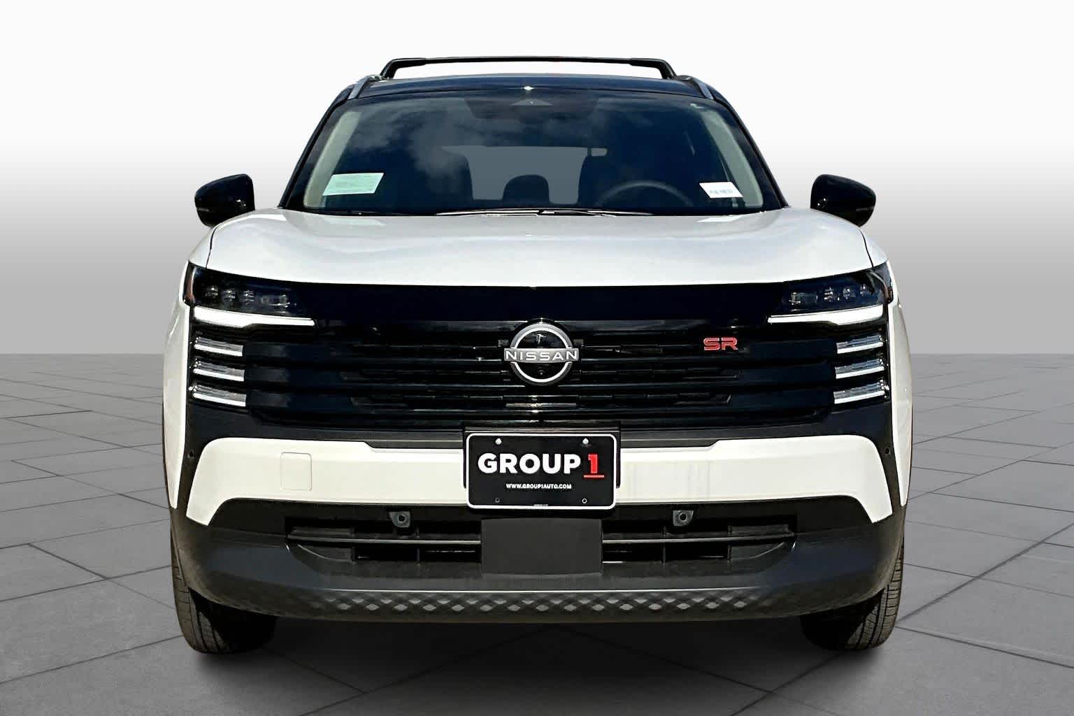 2025 Nissan Kicks SR - 2