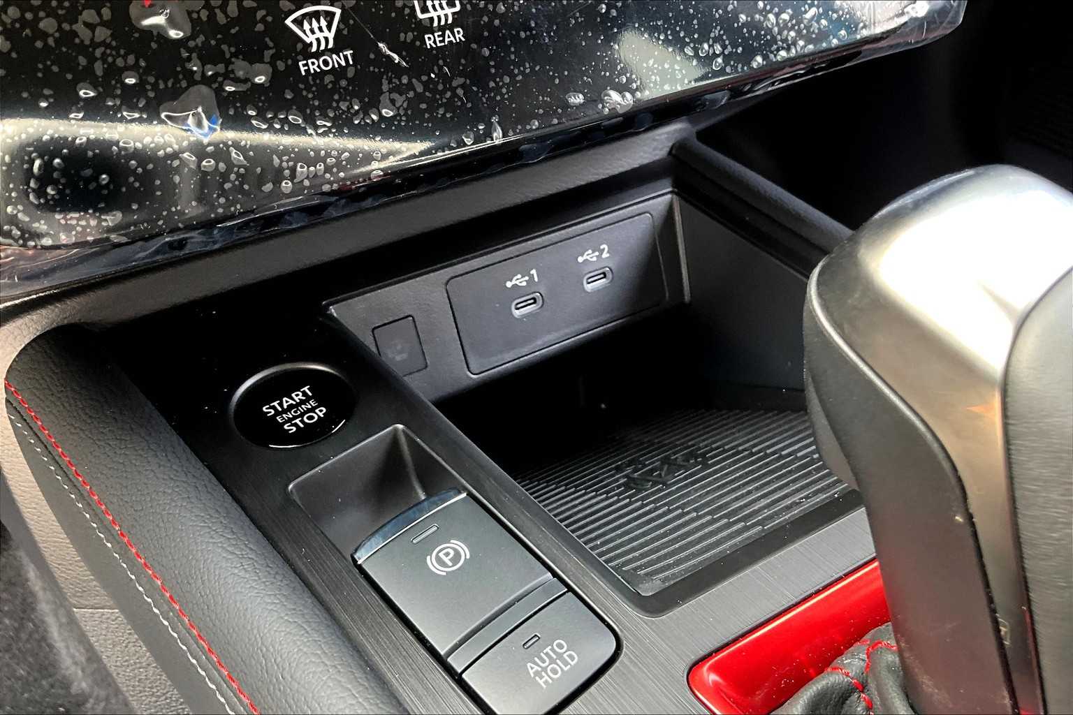 2025 Nissan Kicks SR - 11