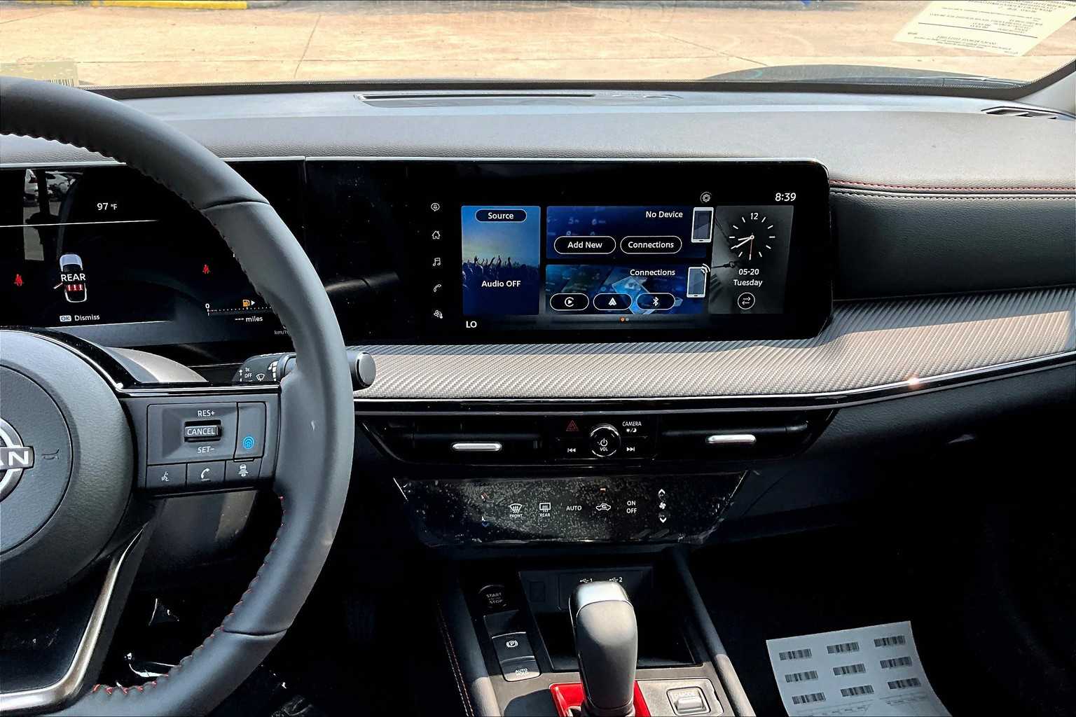 2025 Nissan Kicks SR - 5