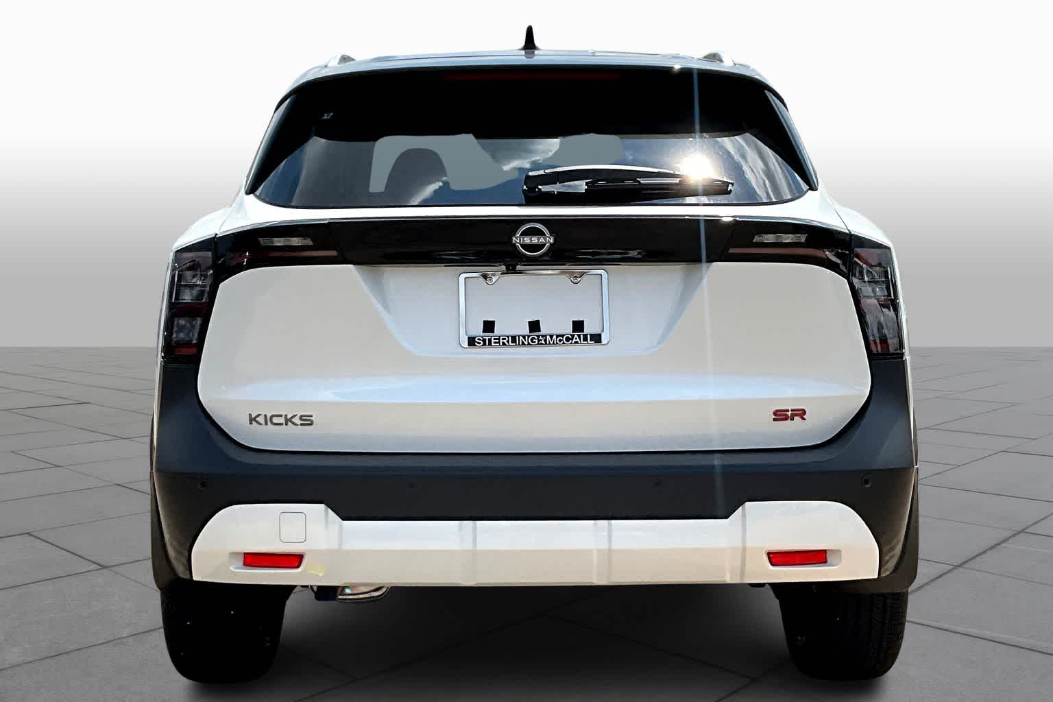 2025 Nissan Kicks SR - 3