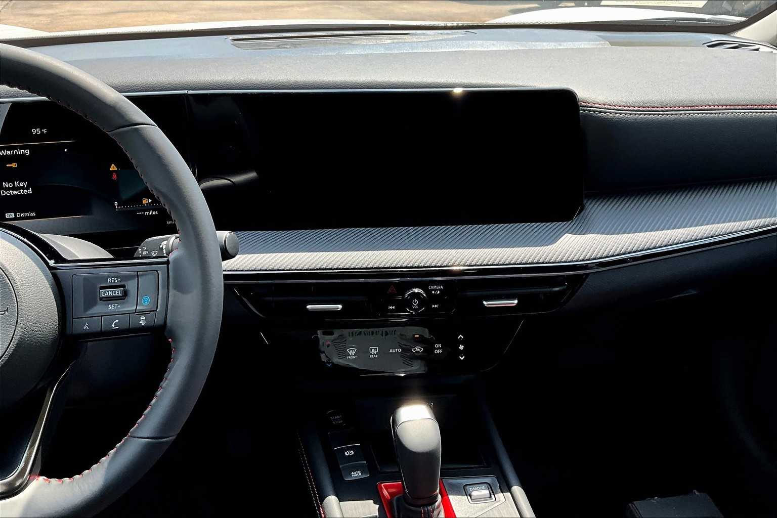 2025 Nissan Kicks SR - 5