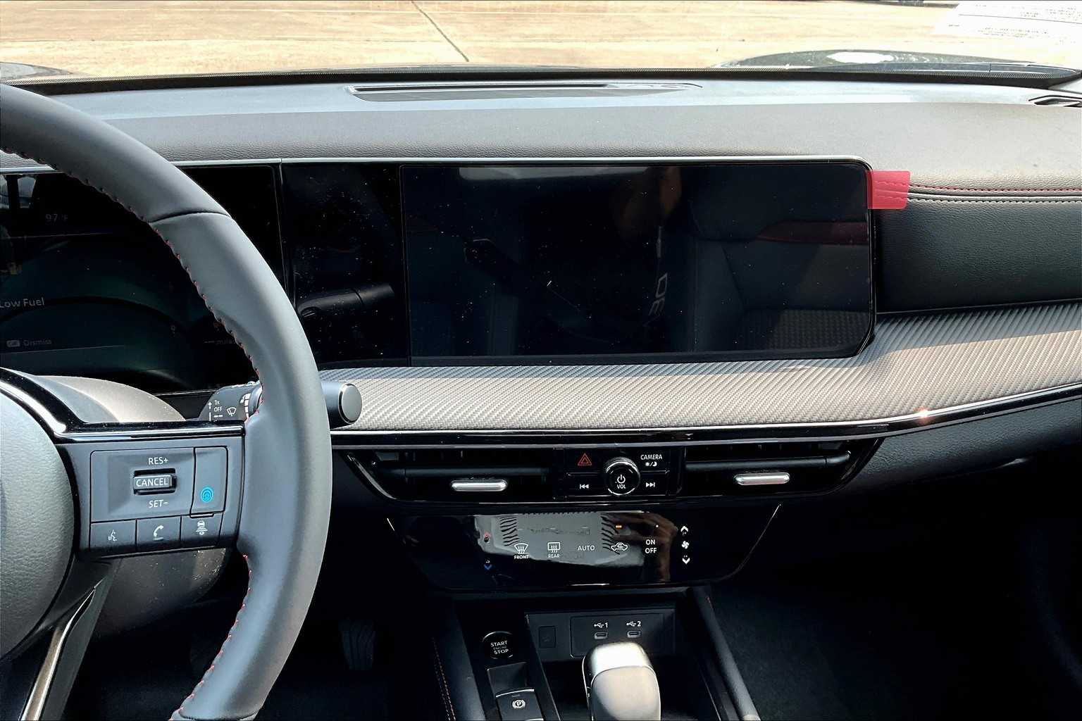 2025 Nissan Kicks SR - 5