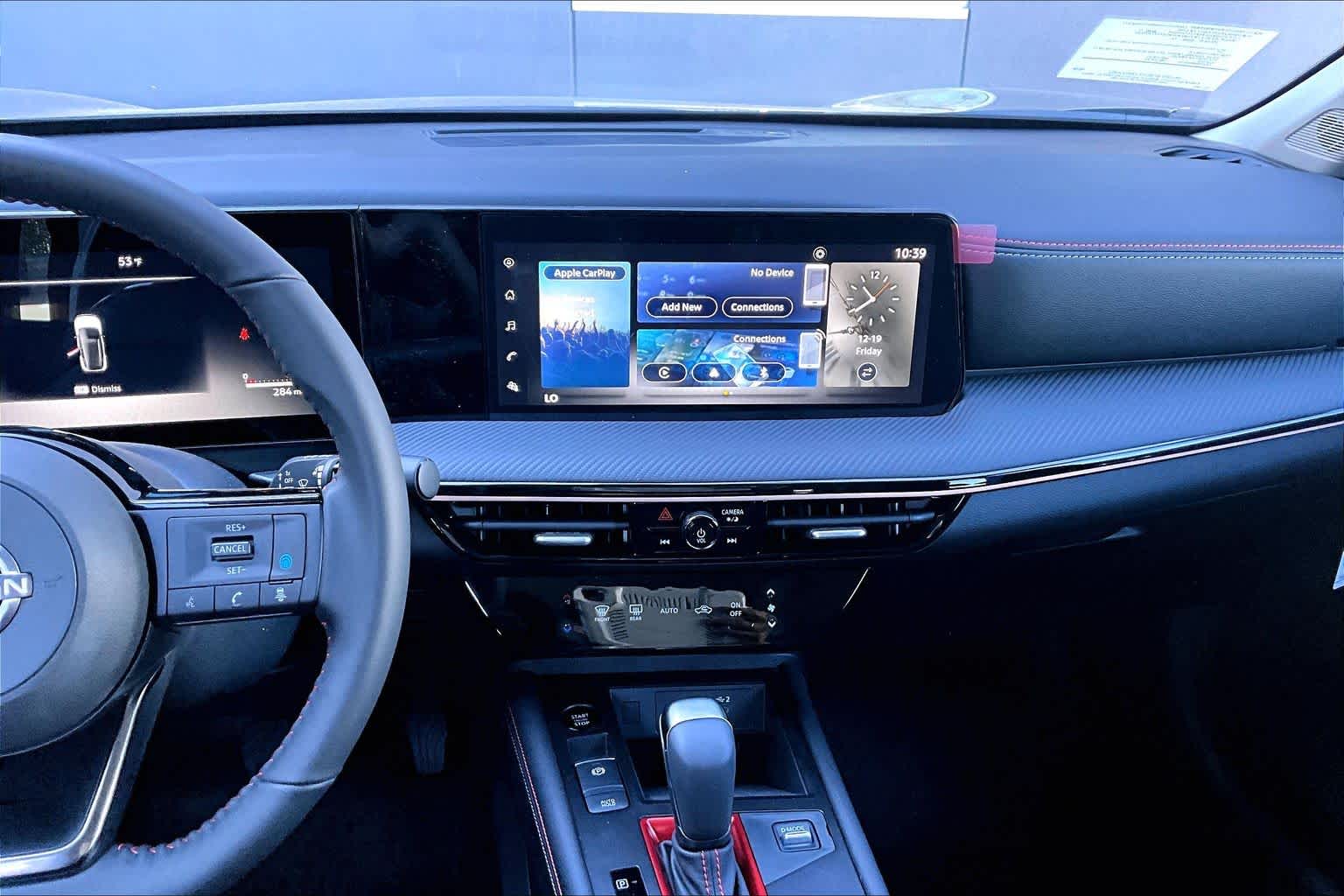 2025 Nissan Kicks SR Gun Metallic/Scarlet Ember Tintcoat at Sterling McCall Nissan