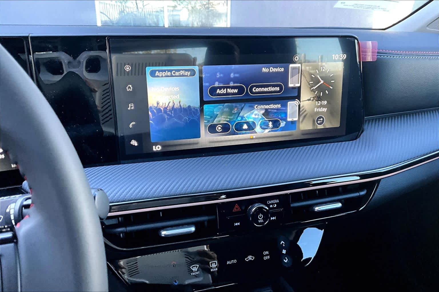 2025 Nissan Kicks SR Gun Metallic/Scarlet Ember Tintcoat at Sterling McCall Nissan