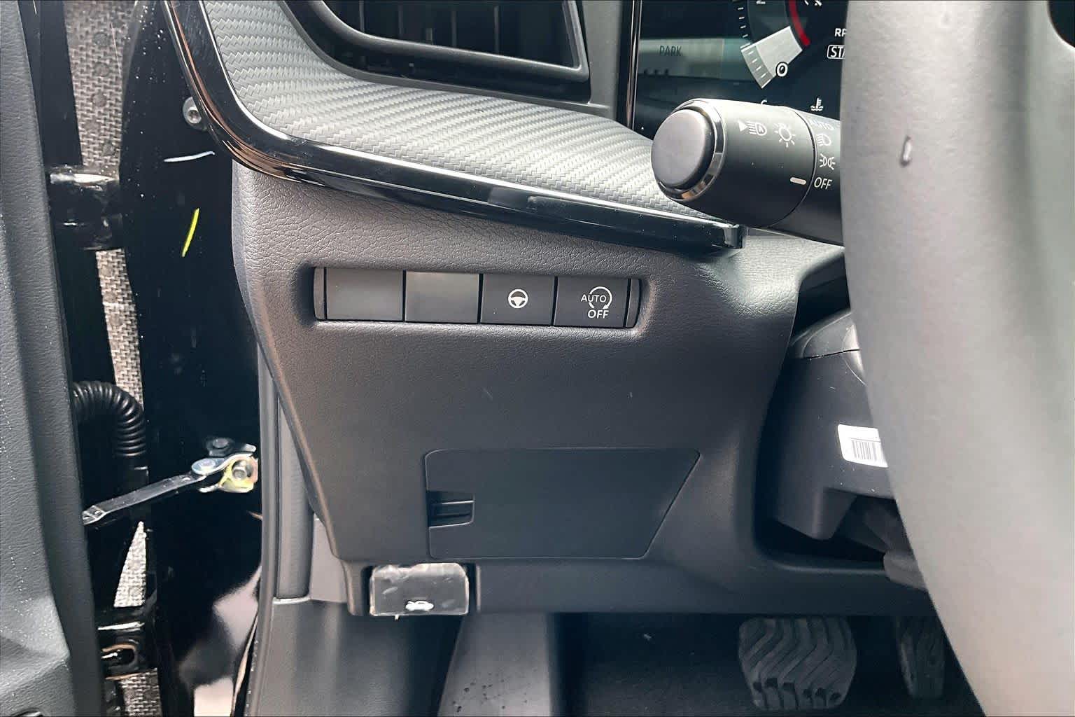 2026 Nissan Kicks photo 15 of 19