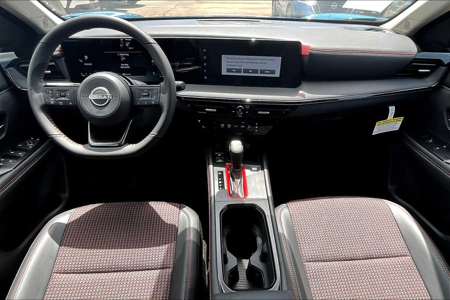 2025 Nissan Kicks SR - 4