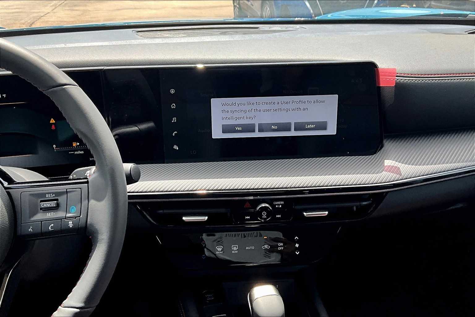 2025 Nissan Kicks SR - 5