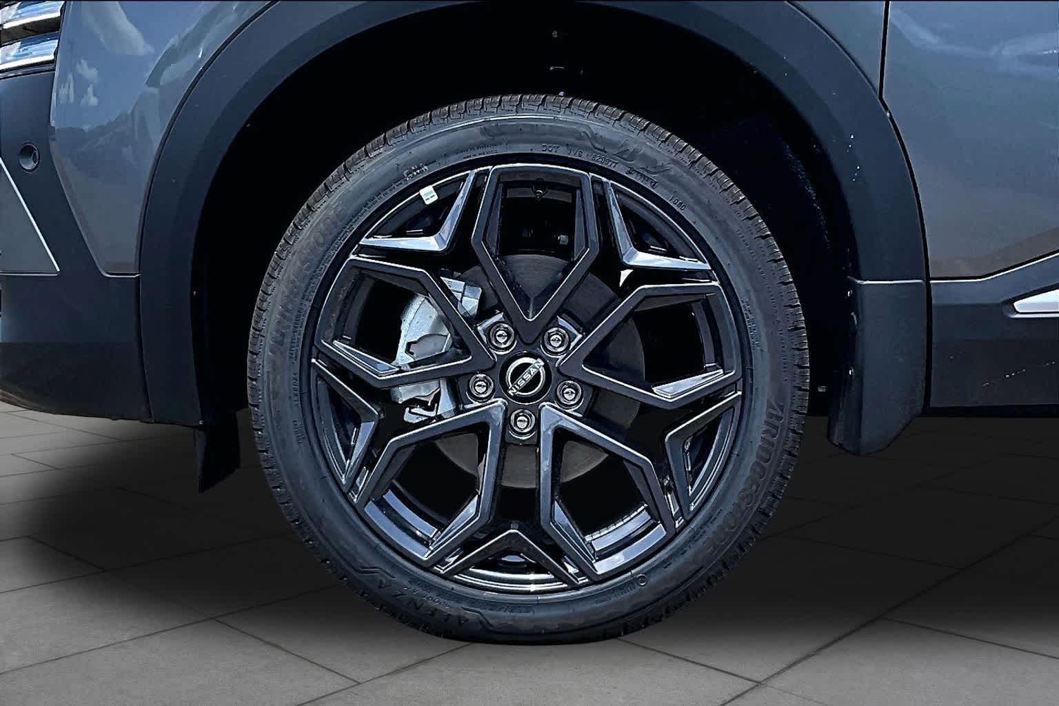 2027 Nissan Kicks photo 9 of 20