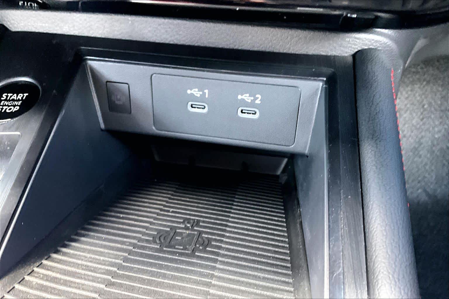2027 Nissan Kicks photo 13 of 18