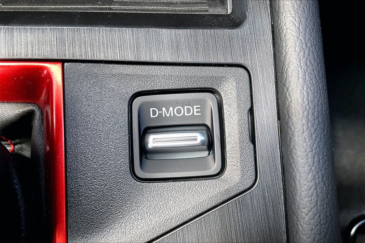 2027 Nissan Kicks photo 14 of 18