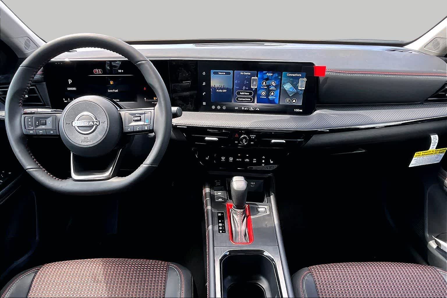 2027 Nissan Kicks photo 5 of 18