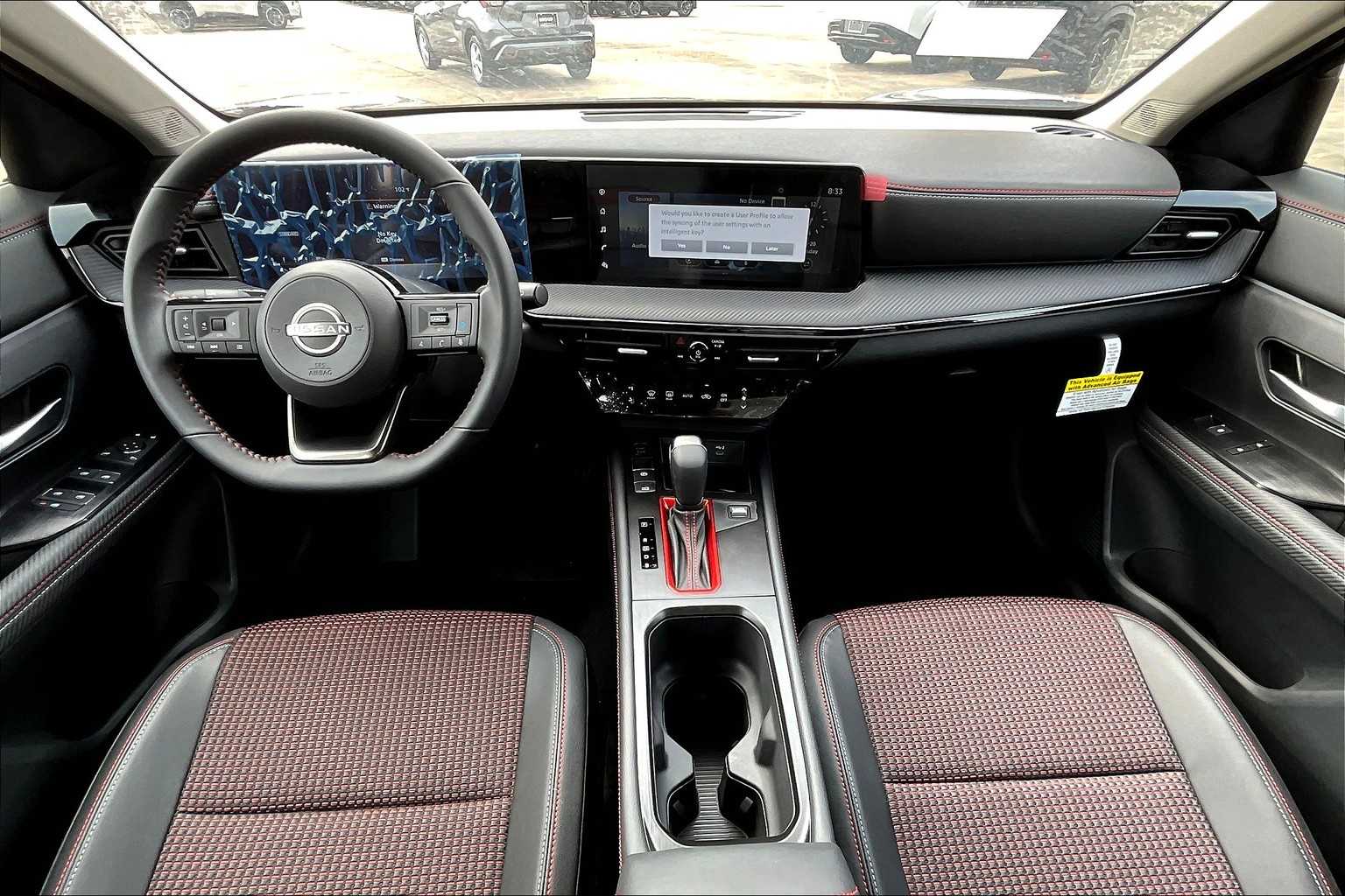 2025 Nissan Kicks SR - 4