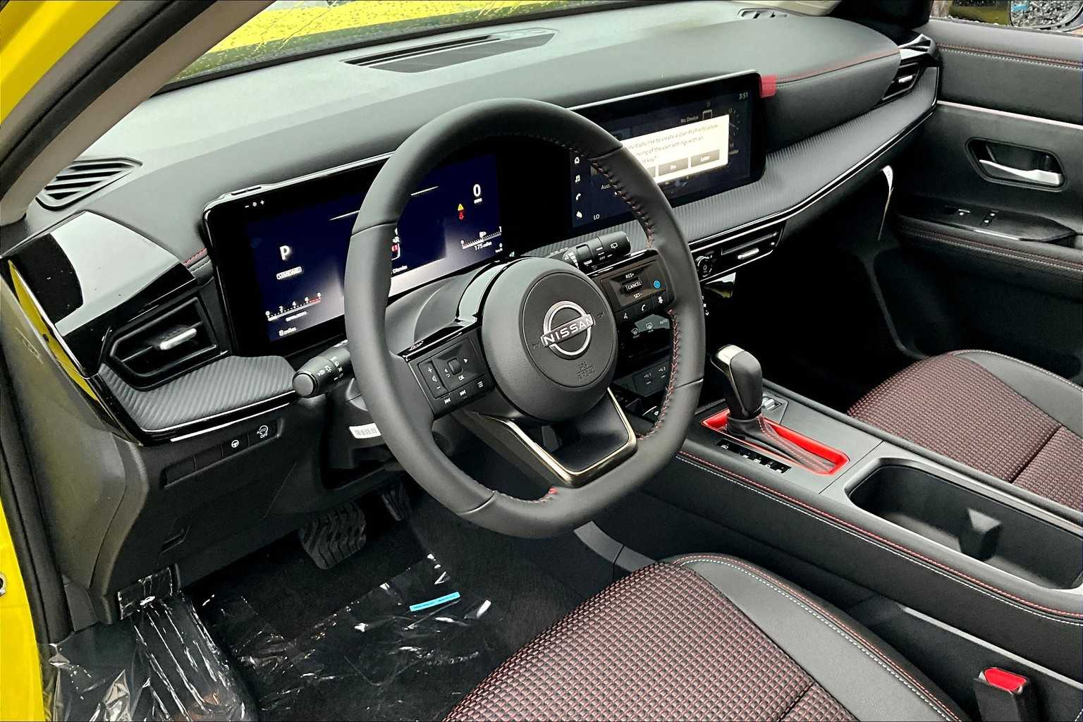 2025 Nissan Kicks SR - 9