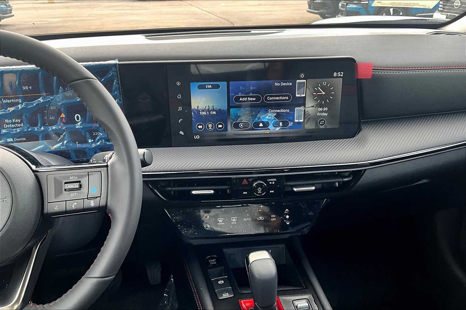 2025 Nissan Kicks SR - 5