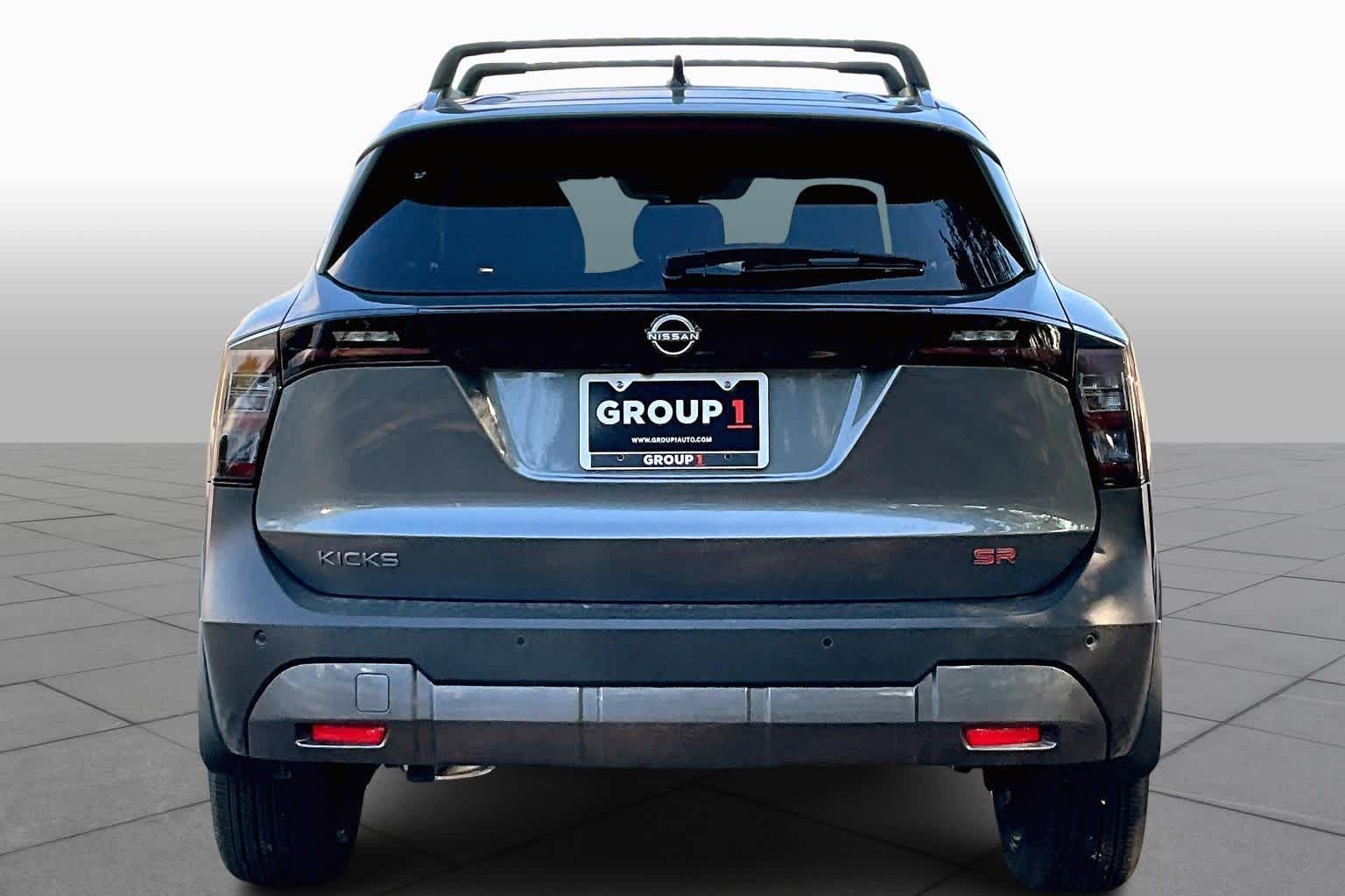 2026 Nissan Kicks SR - 3