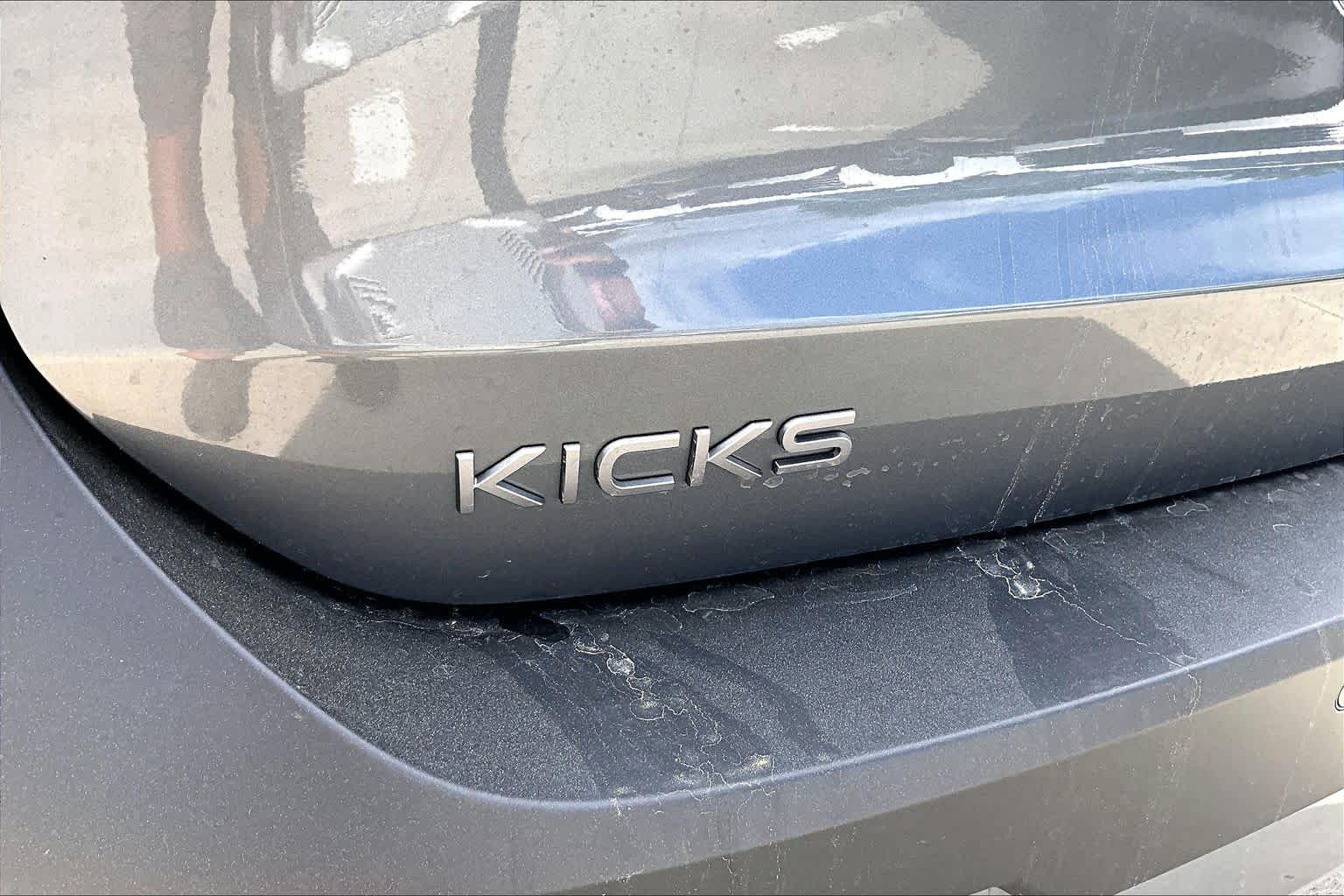 2026 Nissan Kicks SR - 7