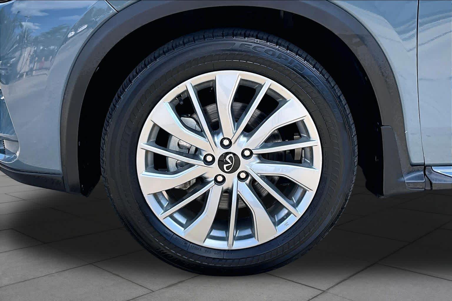 2023 INFINITI QX50 photo 11 of 34