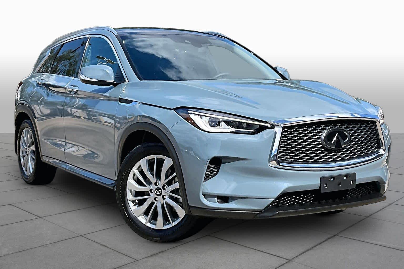 2023 INFINITI QX50 photo 3 of 34